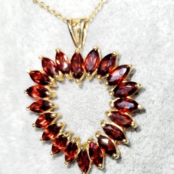 Natural Marquise Garnet Heart Pendant 14k Yellow Gold 20" 12k Gold Filled Chain - Picture 2 of 11